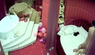 情趣酒店水滴监控TP貌似刚开完趴的胖哥真会玩让女