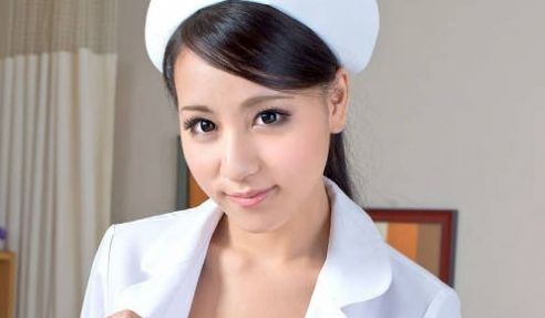 俏皮女友的猫爪白丝足交勾引
