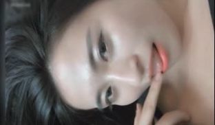 白虎女神王婉婉果哥“白金珍藏版”大尺度写真花之恋