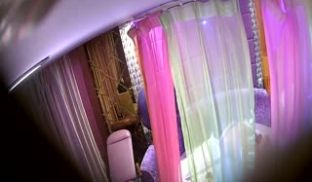 特色酒店情趣房偷拍非常会玩的文化人性爱椅健身球试