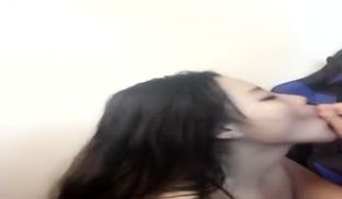 骚气十足美女主播和粉丝网友激烈啪啪性感丝袜肥臀粉