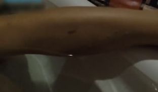 隔壁小哥最新流出作品第7部假期驱车异地城市约炮9