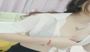 身材不错清纯气质美女道具大秀对白清晰