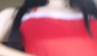 苗条长发美女主播护士制服脱光光床上全裸自摸秀(1