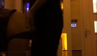 秦先生陌陌认识的艺校小琴次日约炮呻吟超级大被投诉