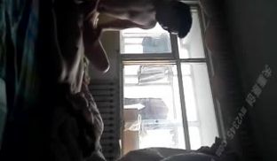 周末假期约啪苗条身材大奶正妹 主动翘臀配合抽插爽