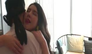 李丽莎之上门商务女白肤大奶肥臀女人味十足