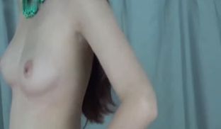 吐血推荐PANS极品美乳模特紫萱内部定制大尺度视