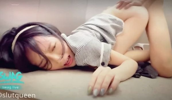 清纯百货电梯小姐的日常工作1