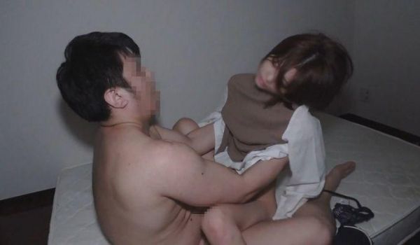 日本无码迷晕JK学妹拖回家玩全套 迷晕黑丝御姐扛
