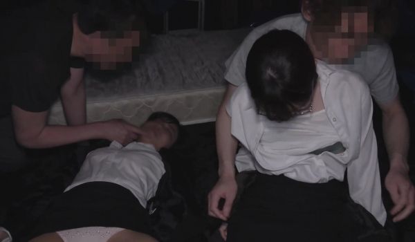 【日式MJ】❤️尾随迷晕两位制服美女下班回家 拖