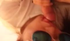 玲玲墨镜眼镜口交