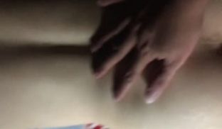 漂亮护士妹纸被情人迷晕群p轮操内射