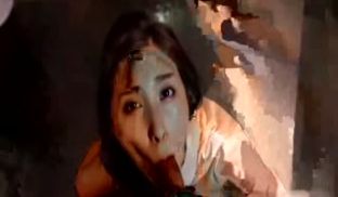 大眼萌妹最完美的深喉颜射！卖力的吸舔取精累的满脸