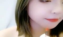 高颜值苗条身材短发妹子(冷冷)洗澡自慰 !!