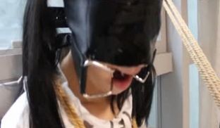 双马尾小m单腿吊缚打包滴蜡