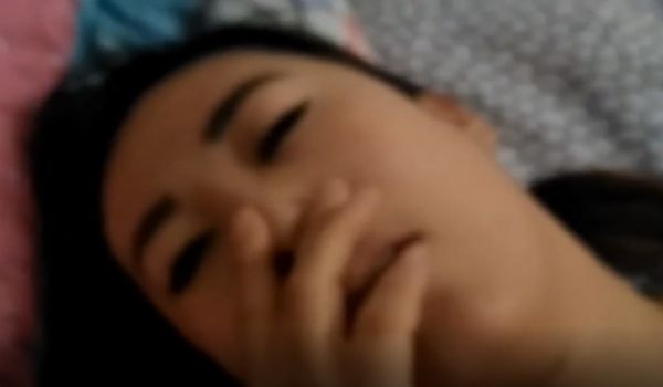 和来收房租的轻熟女阿姨激情啪啪
